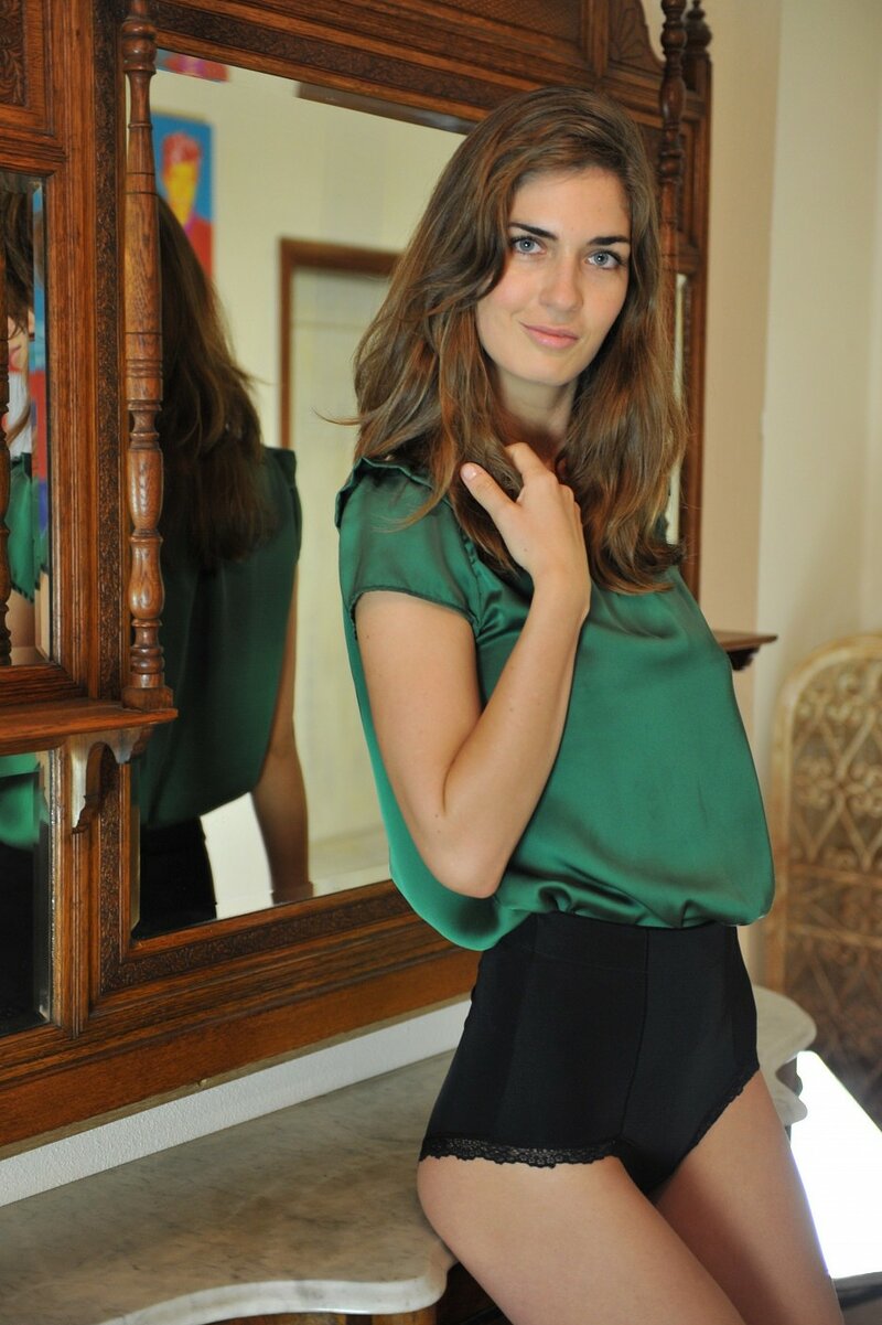 Александра, 22 года, 2 размер груди